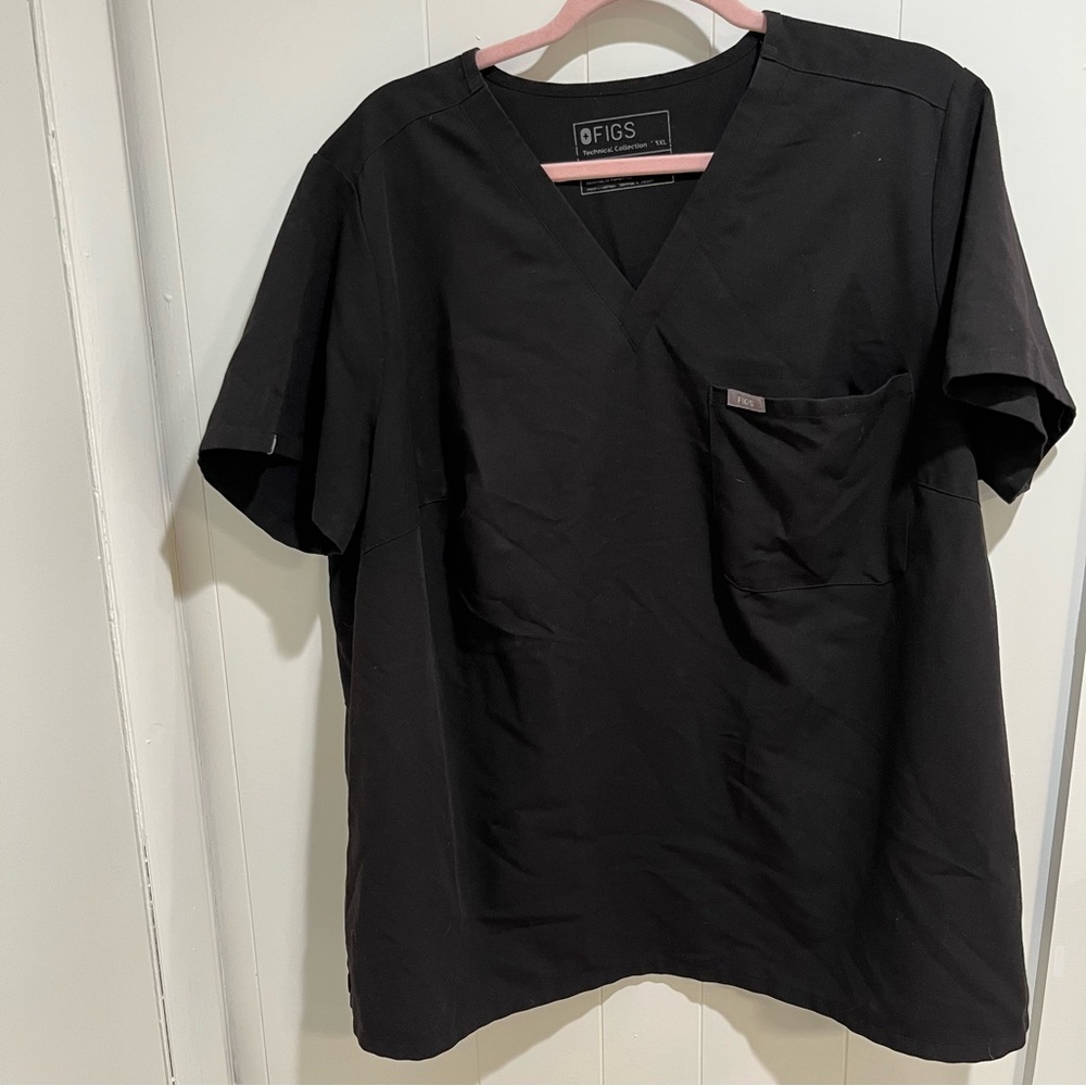 Figs Scrub Top
